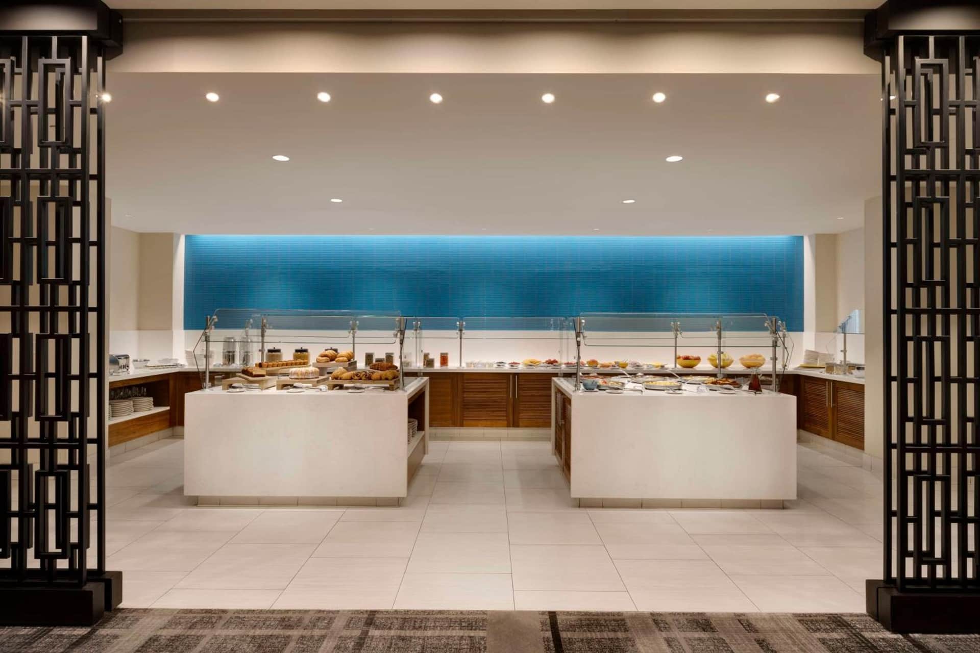 Hyatt Regency Los Angeles International Airport