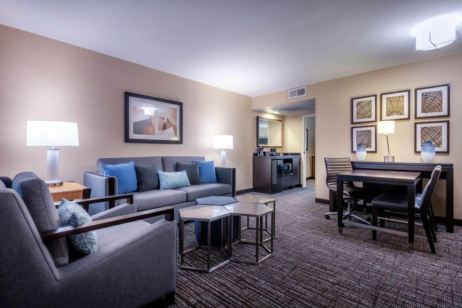 Embassy Suites by Hilton Los Angeles International Airport North