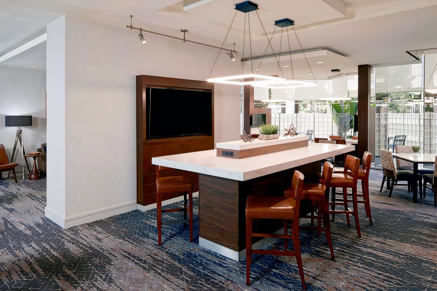 Courtyard by Marriott Los Angeles LAX/Century Boulevard