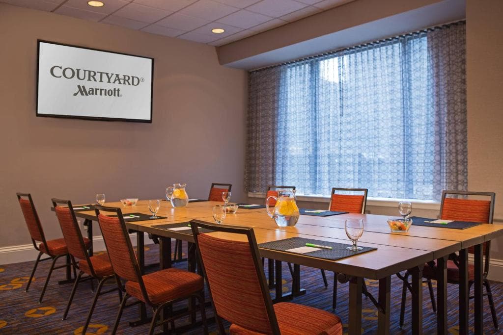 Courtyard by Marriott New York Manhattan/Midtown East