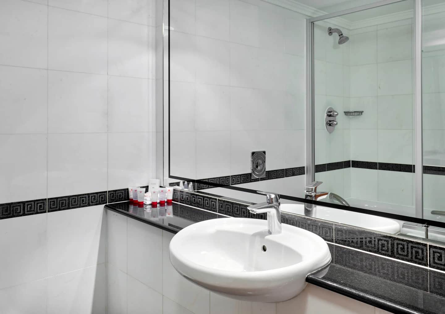 Leonardo Royal Hotel London City