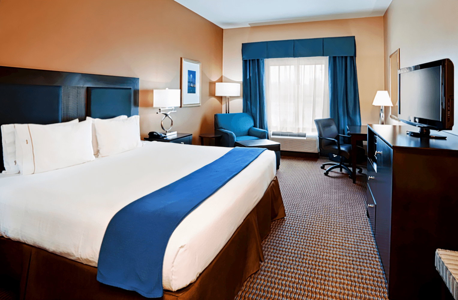 Holiday Inn Express & Suites Charleston - Mount Pleasant