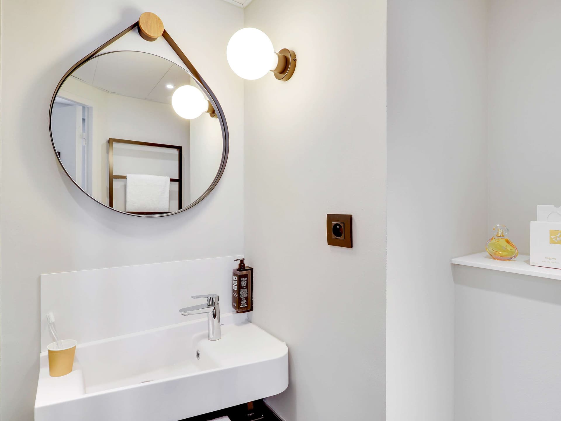 ibis Paris Levallois Perret