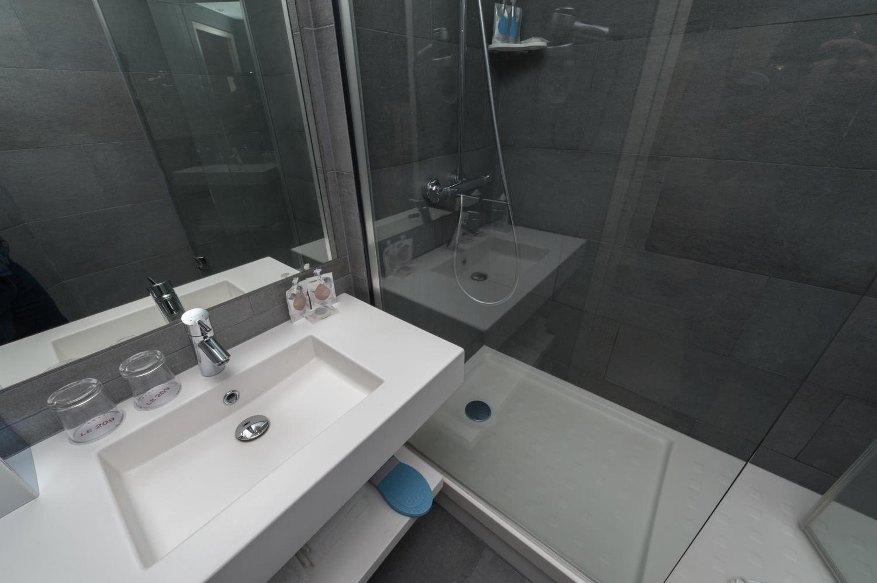 Hôtel le 209 Paris Bercy