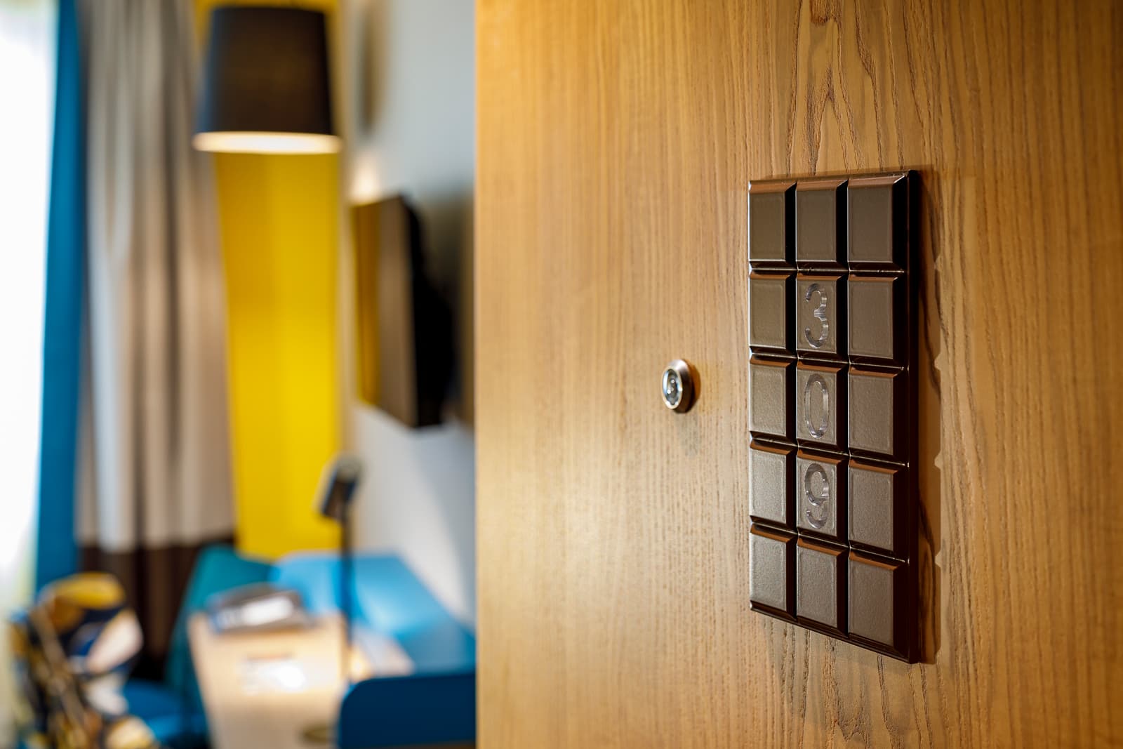 Swiss Chocolate by Fassbind