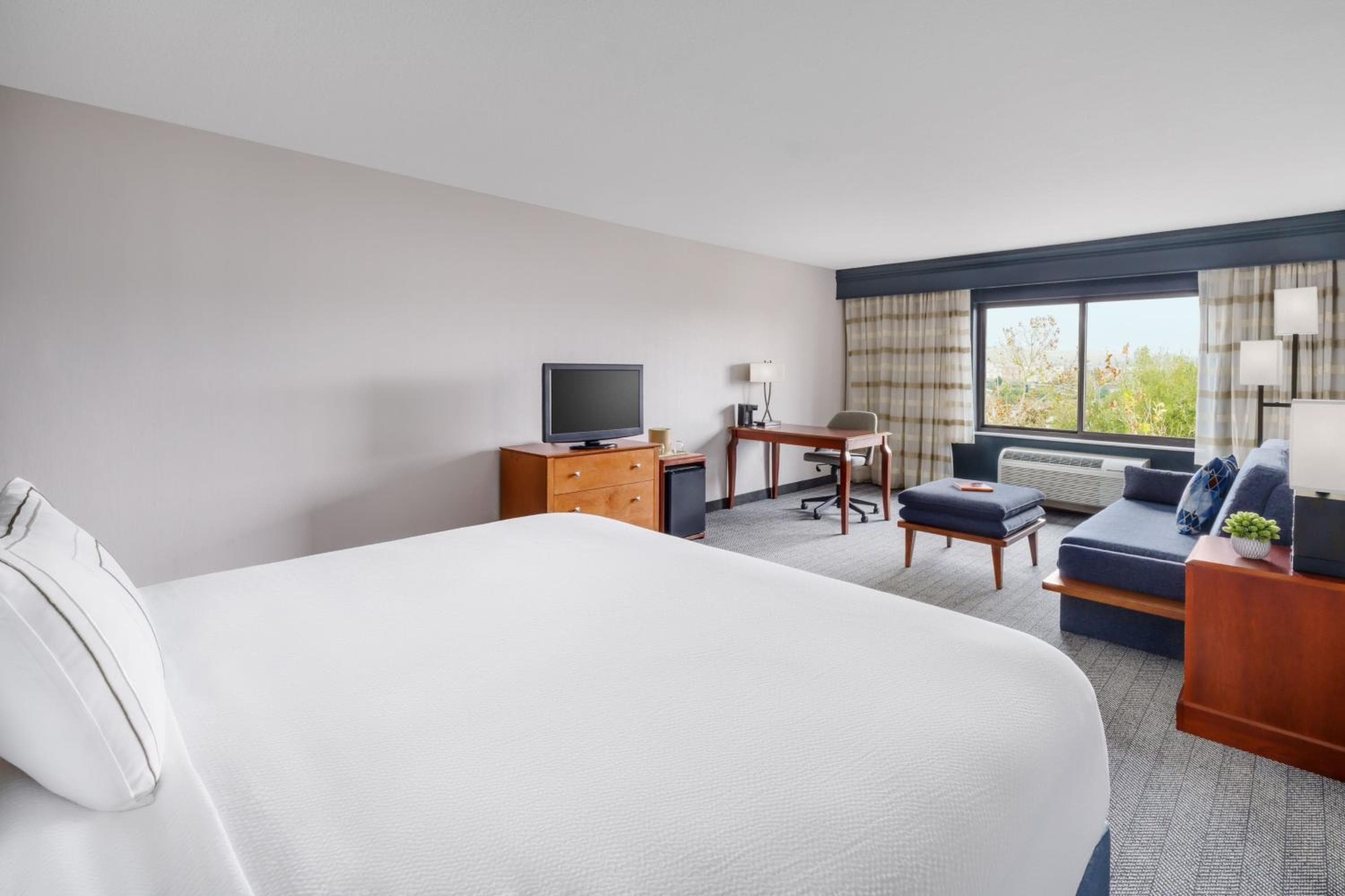Courtyard by Marriott Sacramento Folsom