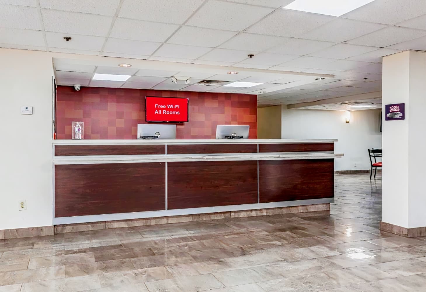 Red Roof Inn PLUS+ & Suites Houston – IAH Airport SW