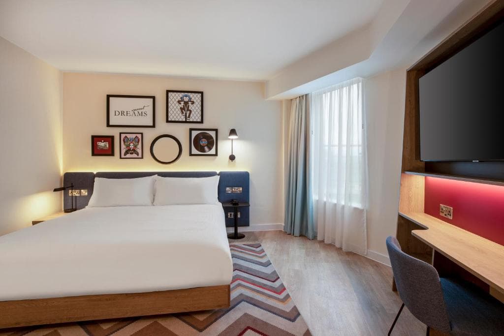 Hampton by Hilton London City