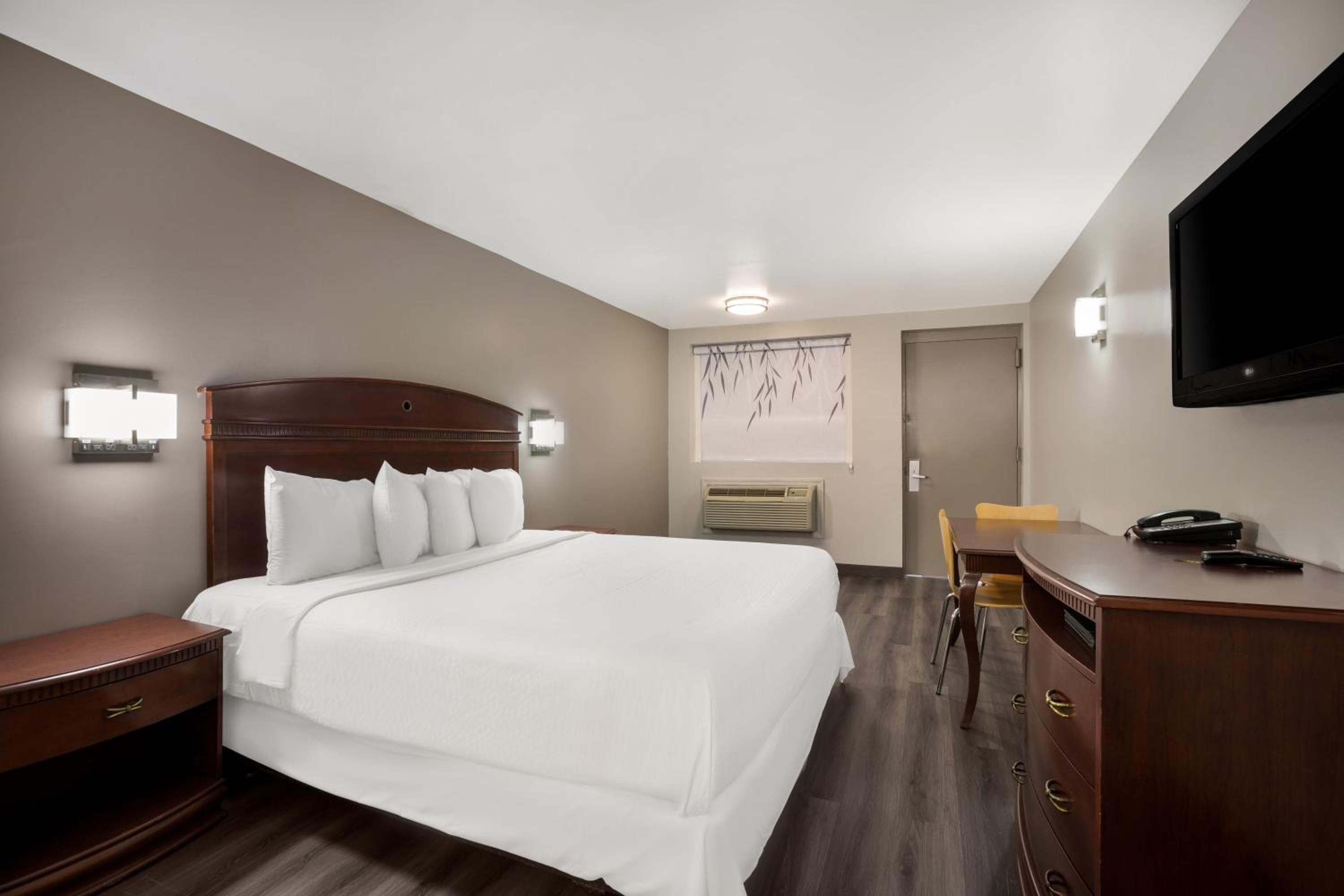 Red Carpet inn Edison