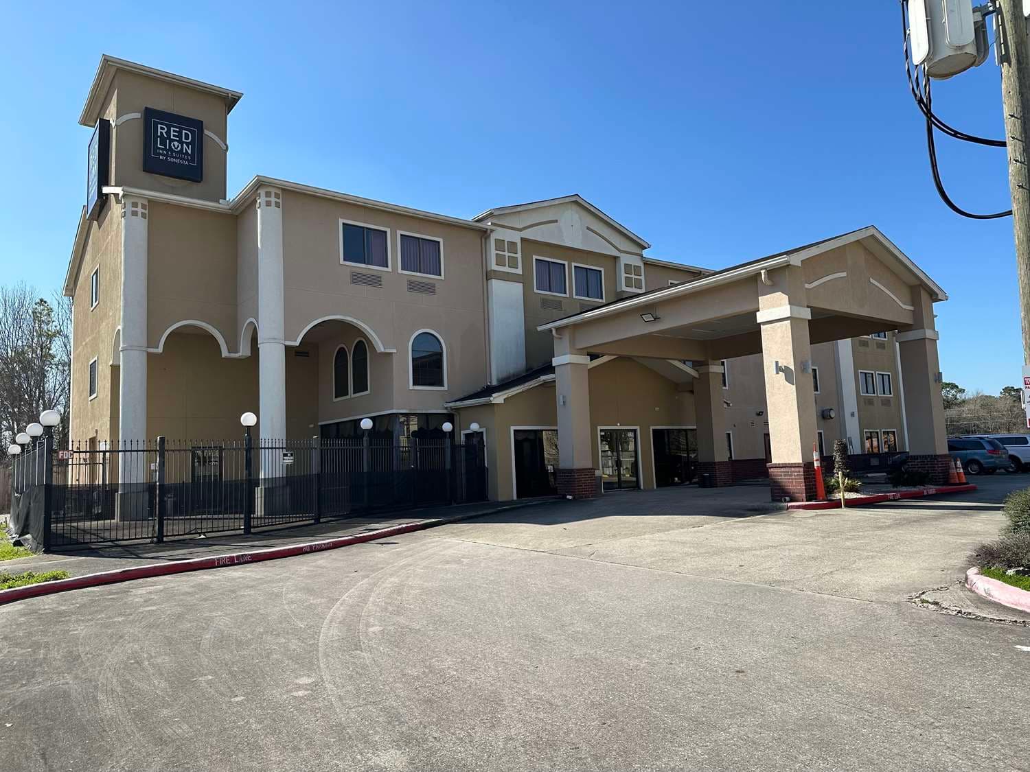 Red Lion Inn & Suites IAH Airport East