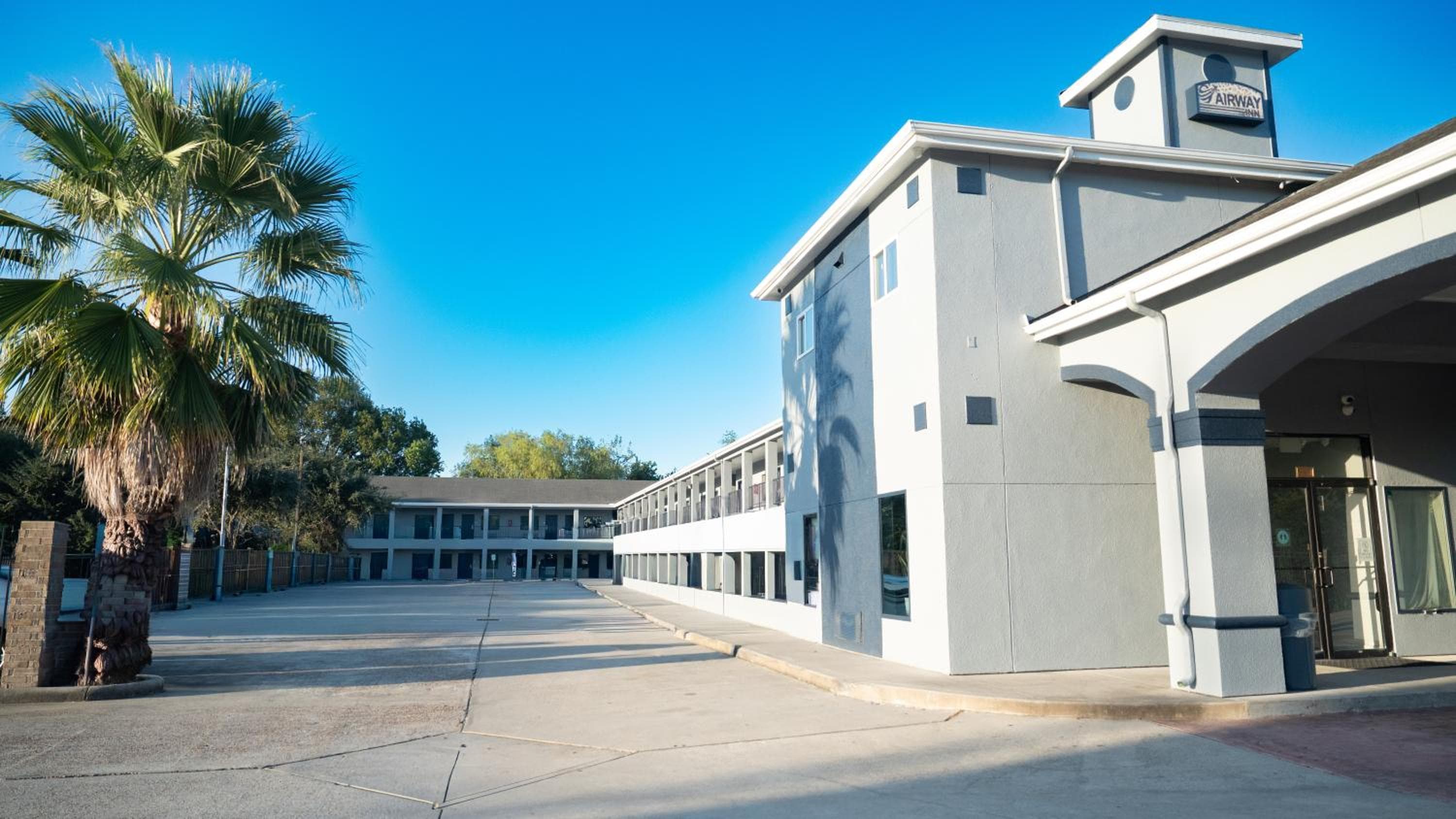 Airway Inn - IAH Airport