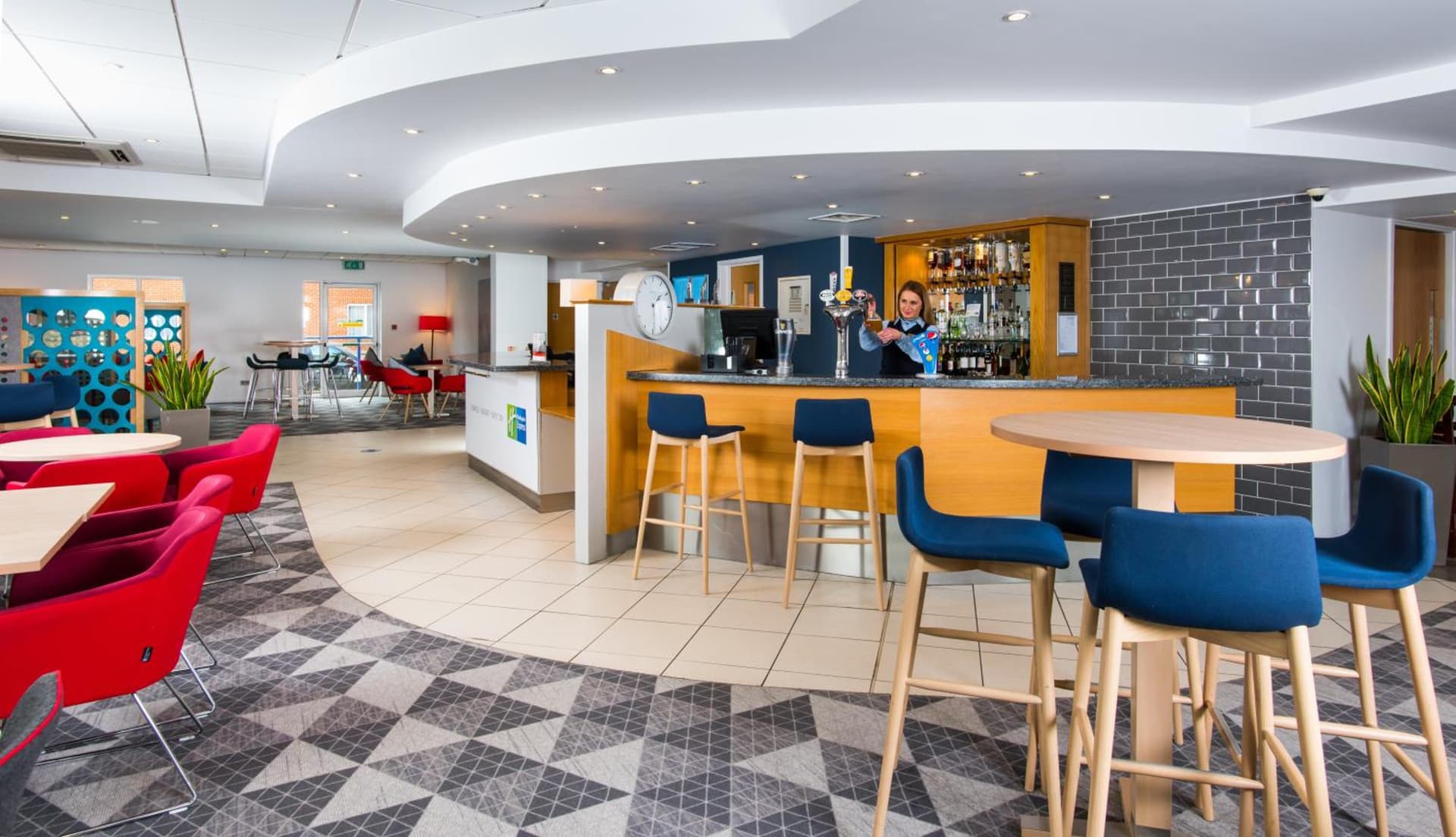 Holiday Inn Express - Southampton - West