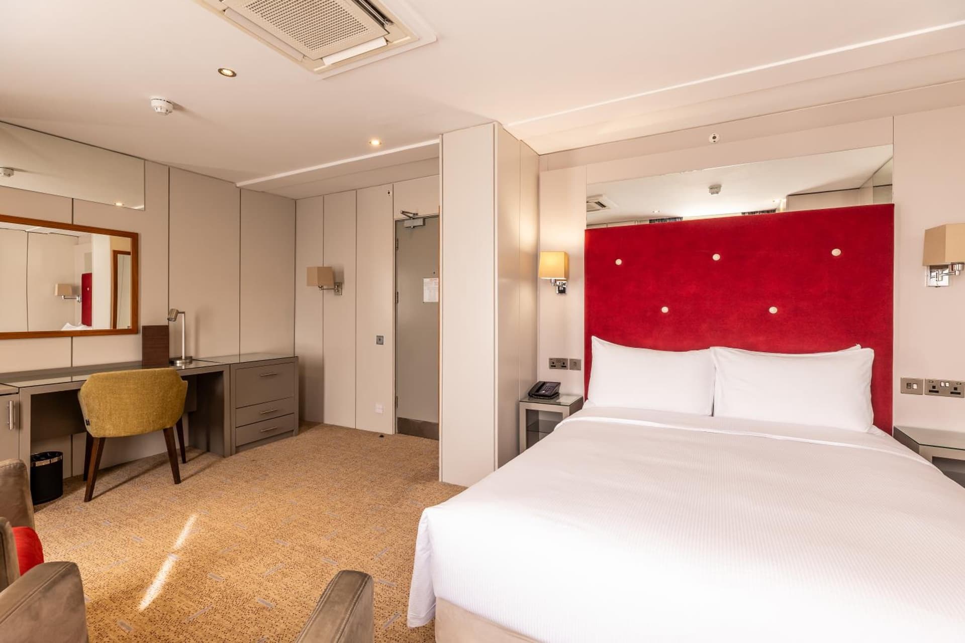 DoubleTree by Hilton London - West End