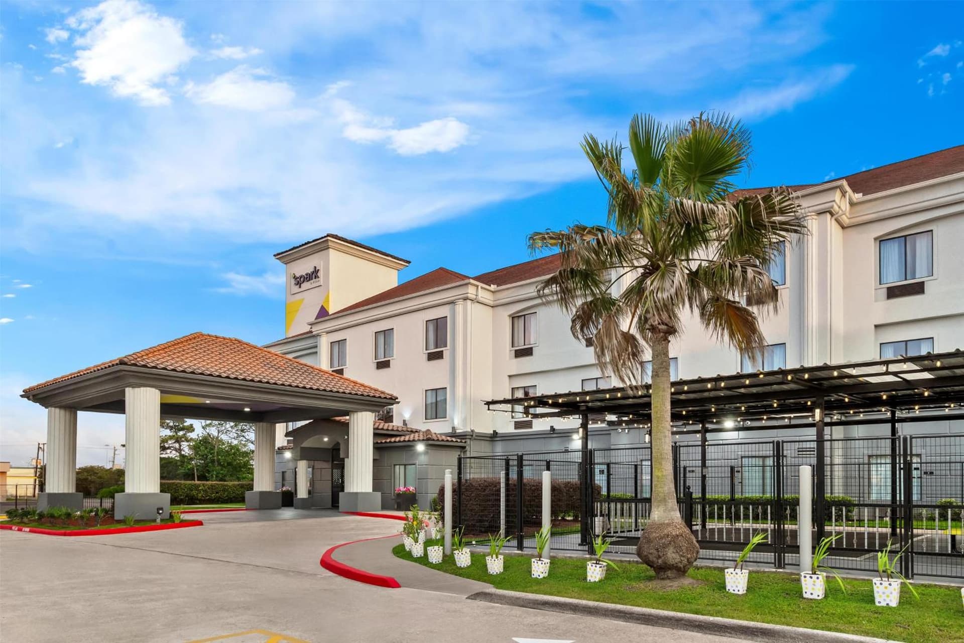 Spark by Hilton Houston Hobby Airport