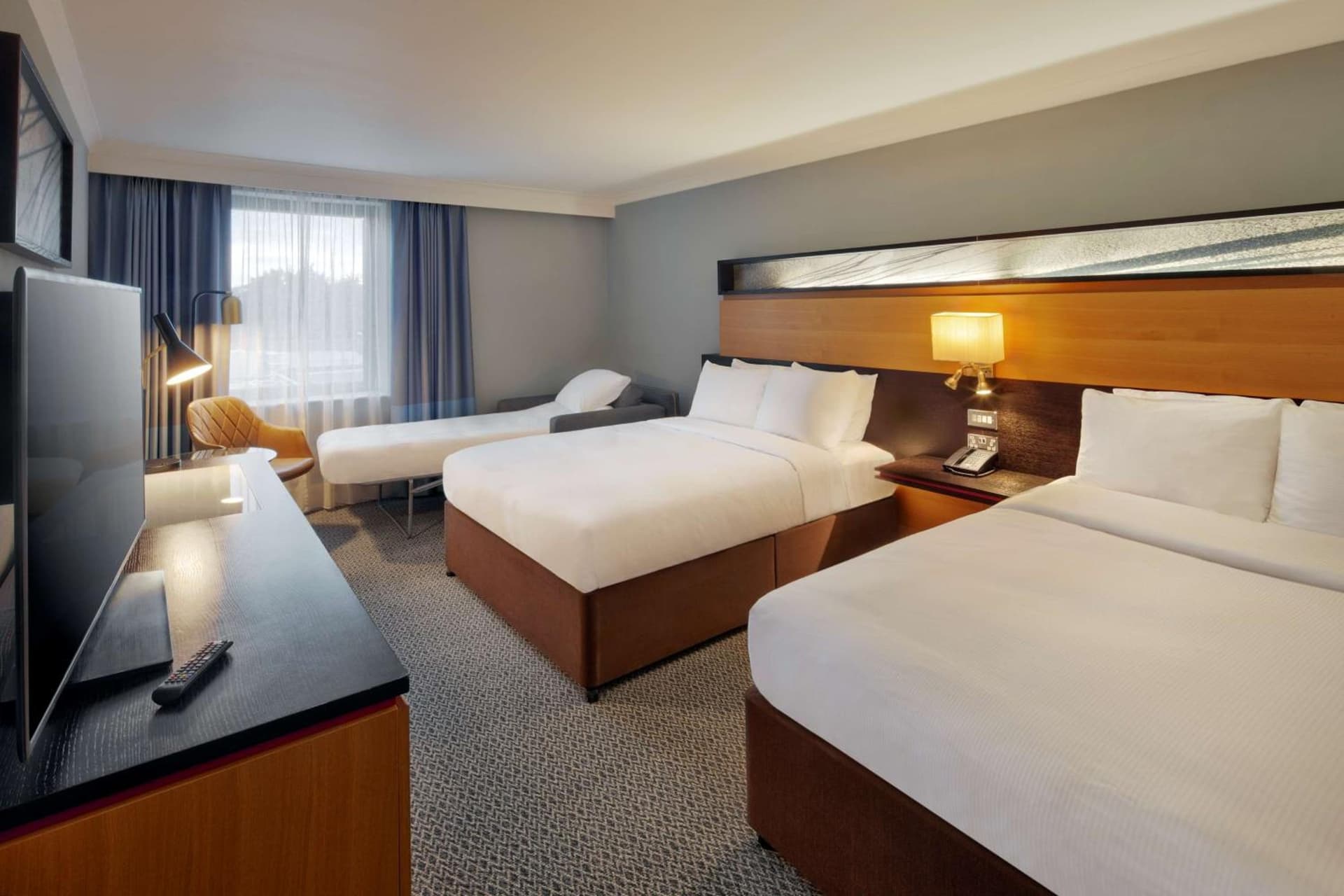 DoubleTree by Hilton Manchester Airport