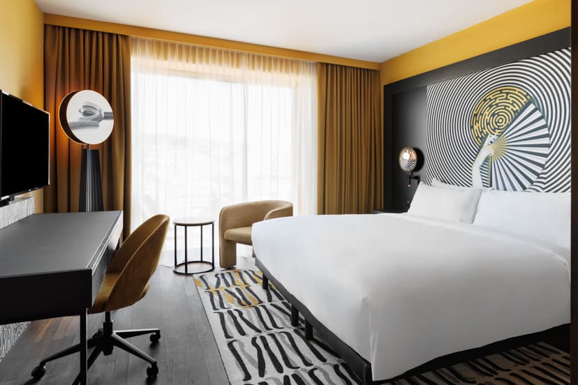 Renaissance Zurich Tower Hotel