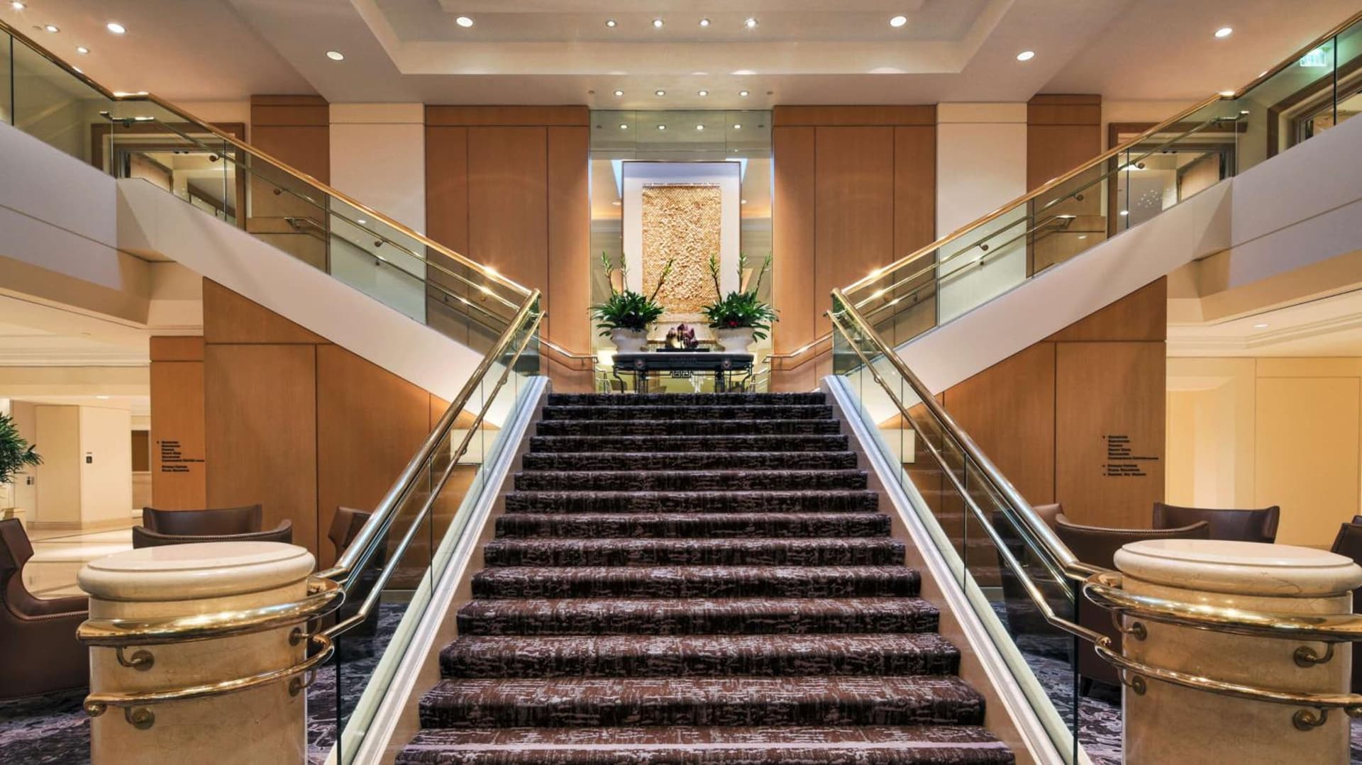 Hilton LAX Los Angeles Airport