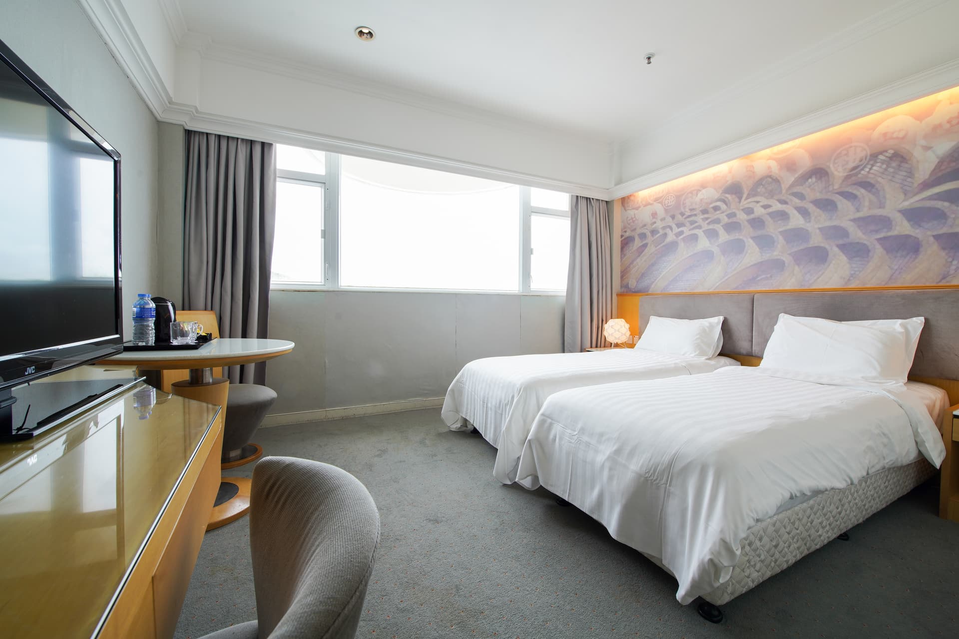 Warwick Hotel